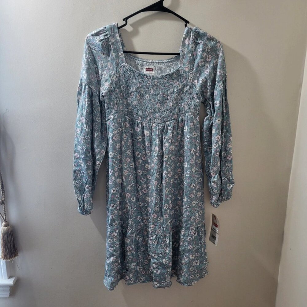 Levi dress size L nwt